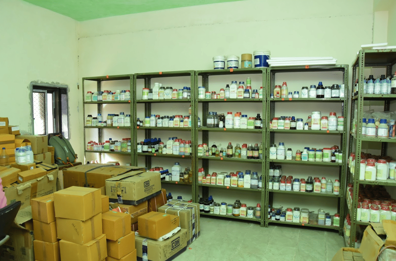 Biyani Institute of Pharmaceutical Sciences Jaipur Science Lab photo 1